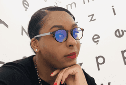A picture of the author: Naya Moss