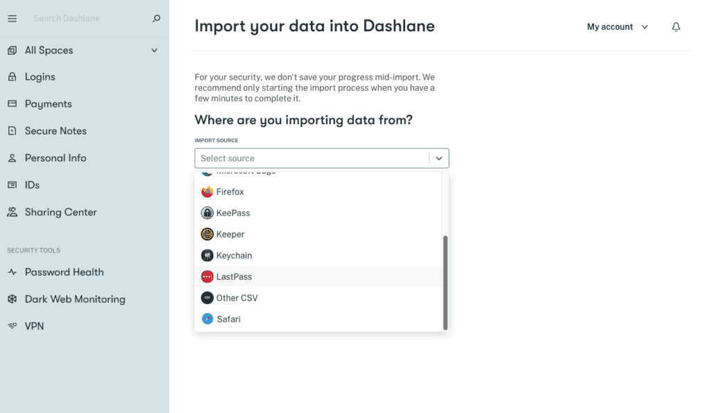 Capture d'écran de l'interface de gestionnaire de mot de passe Dashlane qui dit « Importer vos données dans Dashlane ». Sous « D'où importez-vous des données ? » il y a un menu déroulant avec une liste de gestionnaires de mots de passe et de navigateurs Internet à choisir.