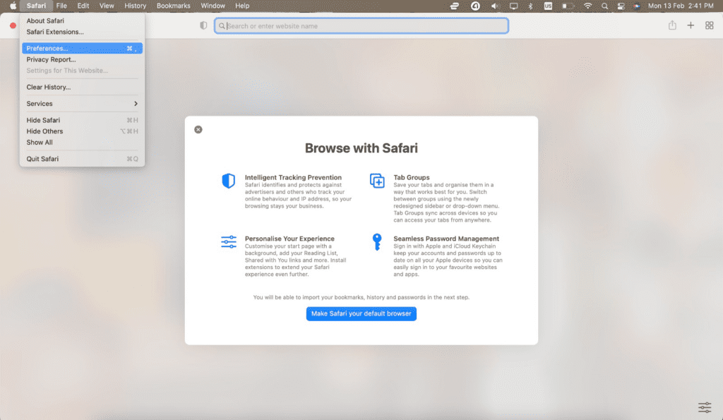 Screenshot of Safari browser with steps to access installed extensions.